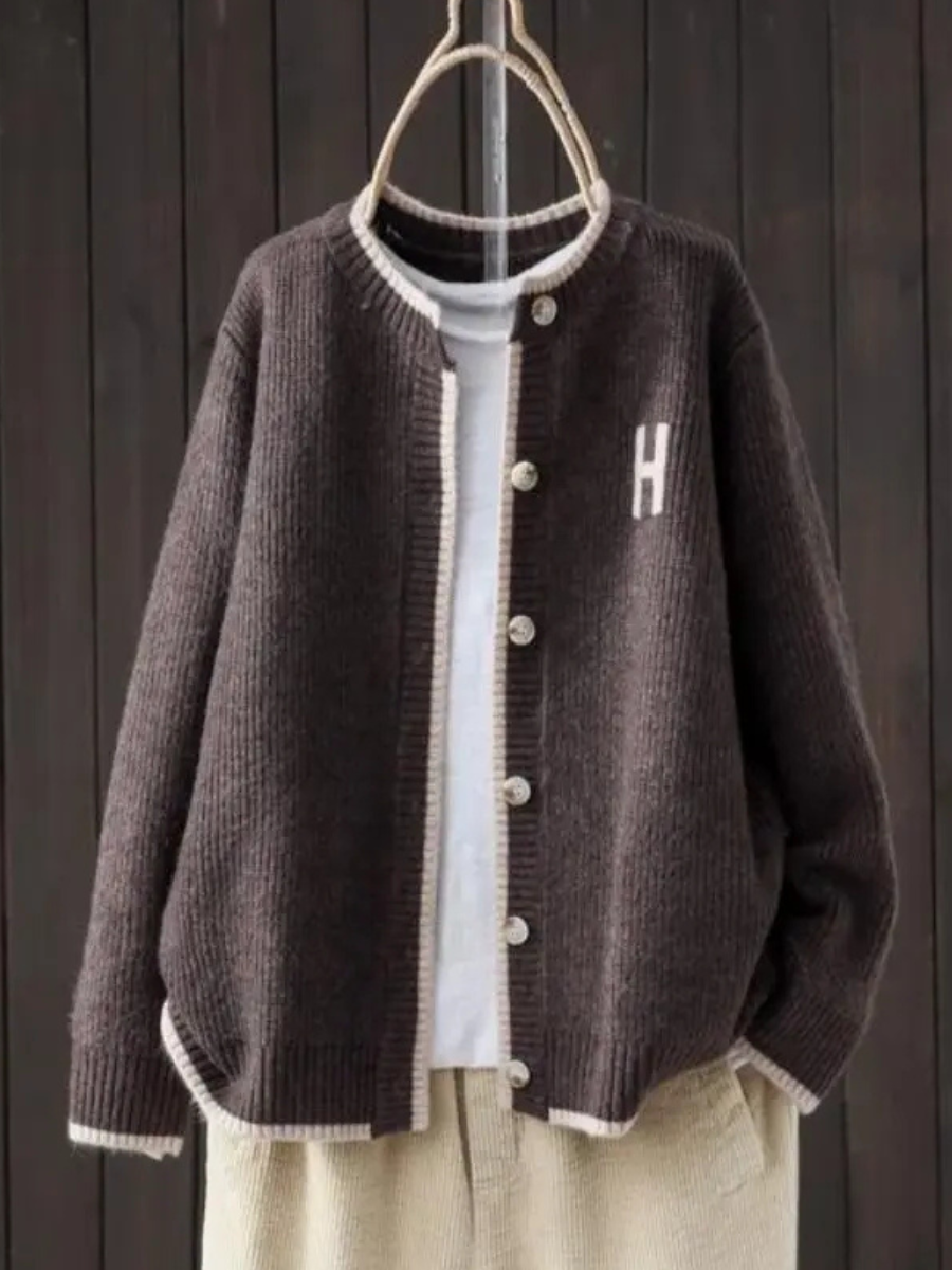 THE AMARIS | CLASSIC CARDIGAN