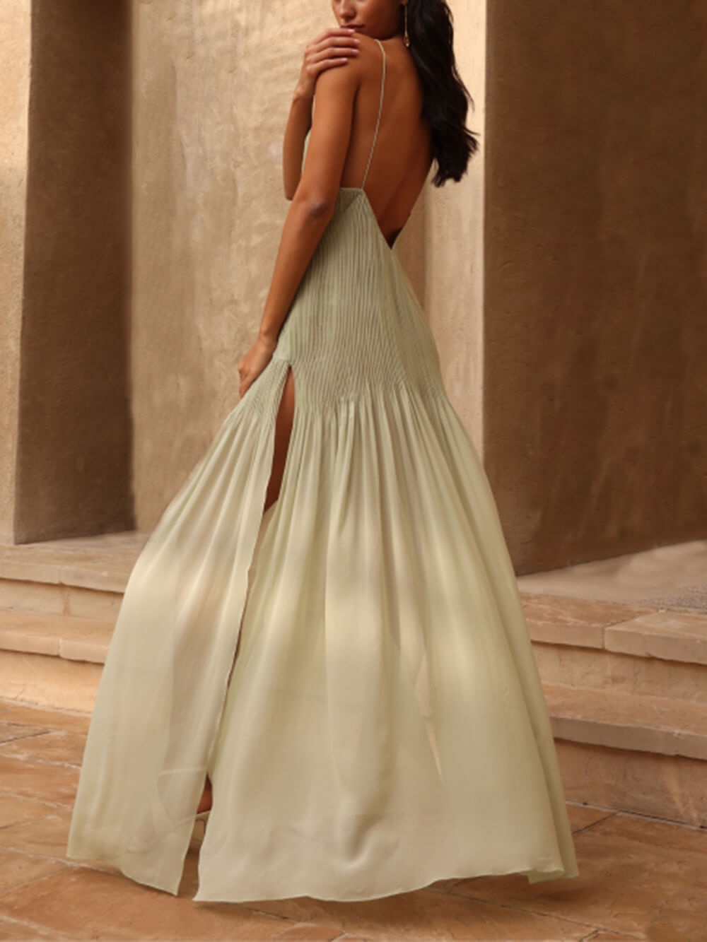 MIRA – ELEGANT PLEATED MIDI DRESS WITH SIDE SLIT