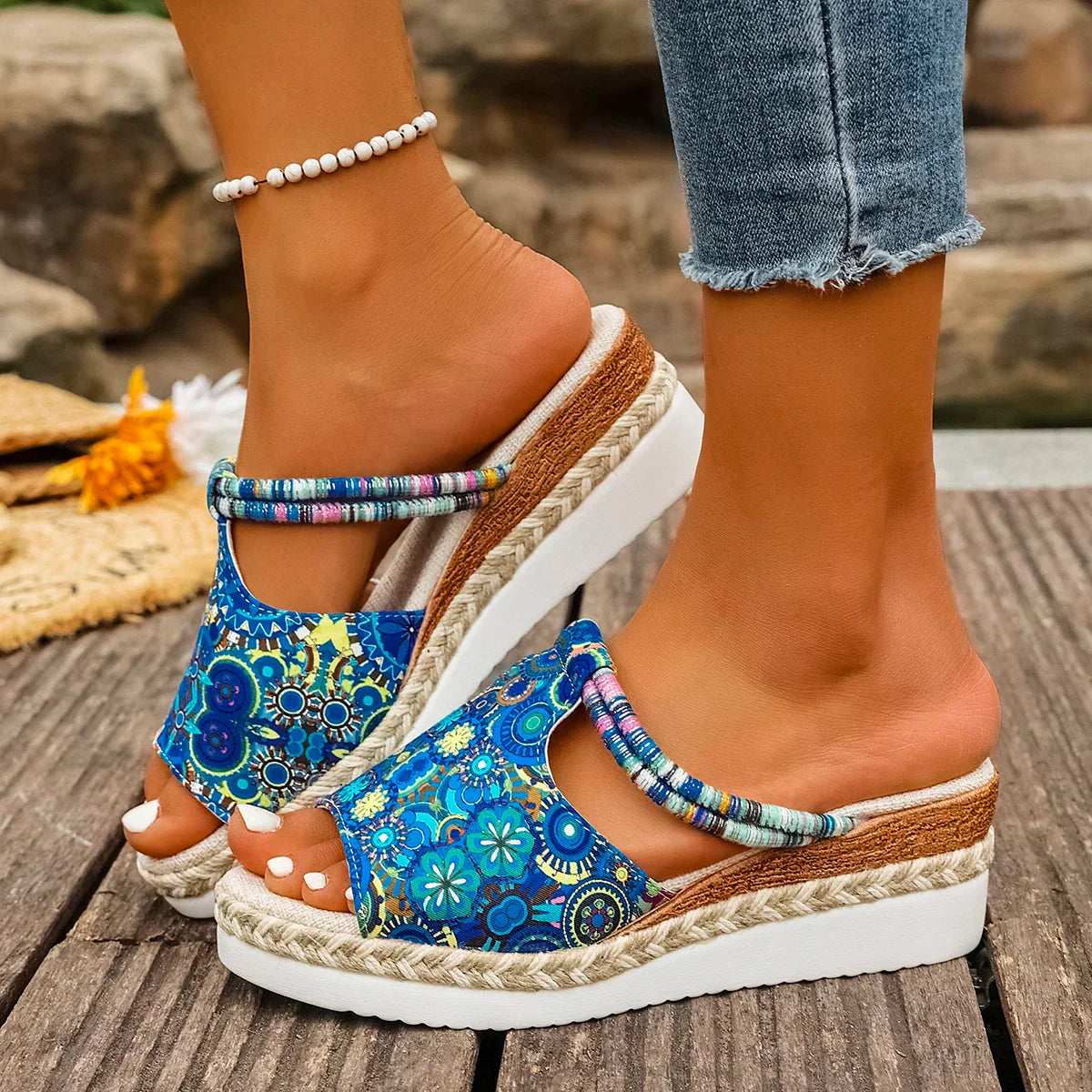 SOLARA | WEDGE SANDALS
